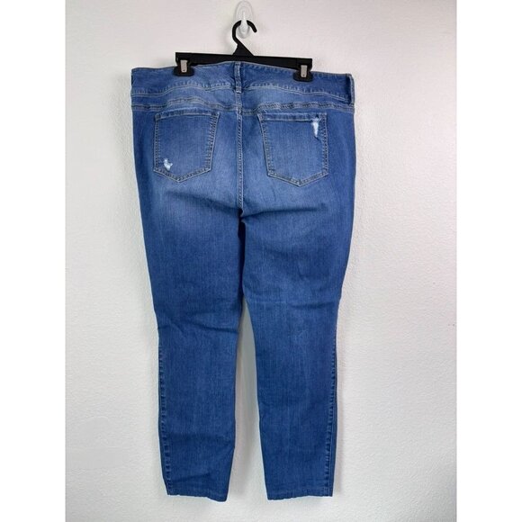 Torrid women's 22R medium wash distressed high rise jegging stretch skinny jeans - Picture 4 of 8